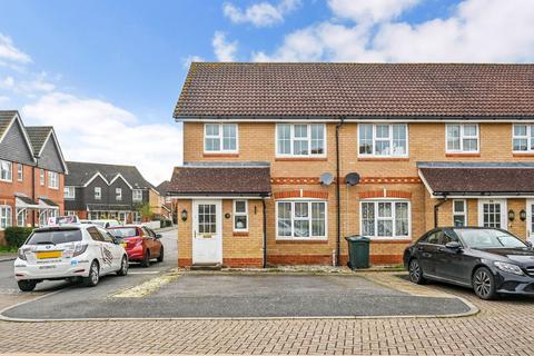 3 bedroom end of terrace house for sale, Bryony Drive, Kingsnorth, Ashford, Kent, TN23