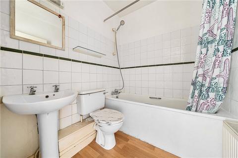 1 bedroom apartment for sale, Battersea High Street, London