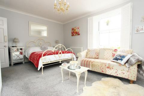 4 bedroom terraced house for sale, Waterloo Street, Stoke, PL1