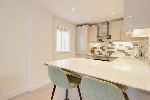 2 bedroom apartment for sale, Brookside Court, Tring, HP23