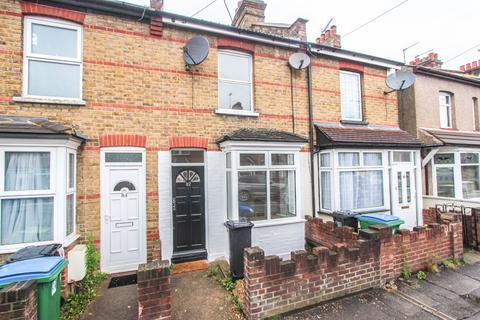 2 bedroom terraced house to rent, Watford WD18
