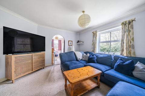 1 bedroom flat for sale, Sunbury-on-Thames,  Surrey,  TW16