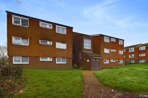 2 bedroom flat for sale - Welbeck Close, Hampden Park, Eastbourne, BN22