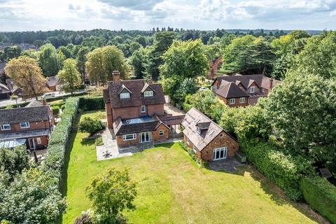 6 bedroom detached house for sale, Church Street, Crowthorne RG45