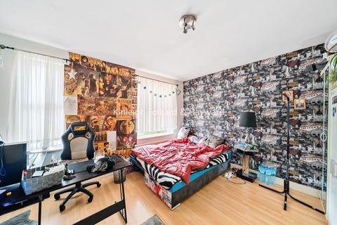 2 bedroom flat for sale, Ballards Lane, North Finchley