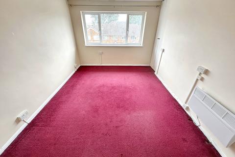 2 bedroom flat for sale, Kingston Close, Northolt UB5