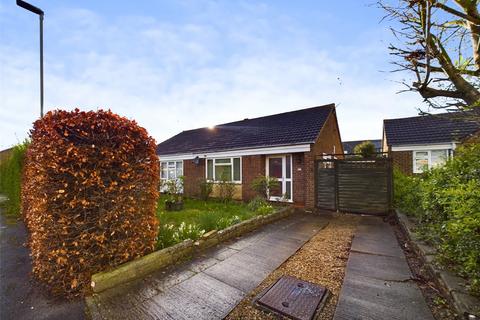 2 bedroom bungalow for sale, Courtfield Road, Quedgeley, Gloucester, Gloucestershire, GL2