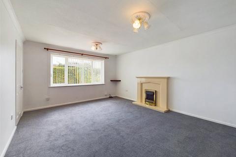 2 bedroom bungalow for sale, Courtfield Road, Quedgeley, Gloucester, Gloucestershire, GL2