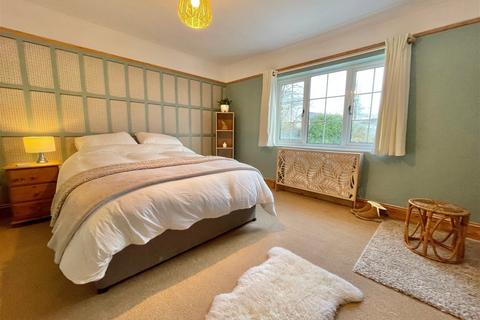 4 bedroom detached house for sale, Kirkella Road, Yelverton PL20