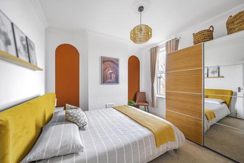 2 bedroom flat for sale, Goldsmith,  London,  N11,  N11