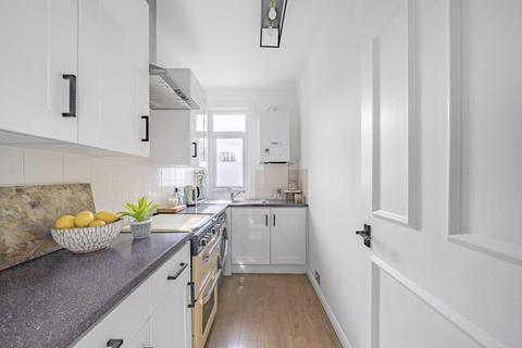 2 bedroom flat for sale, Goldsmith,  London,  N11,  N11