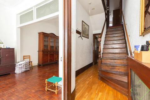 103 Glenwood Road, London, N15 3JS