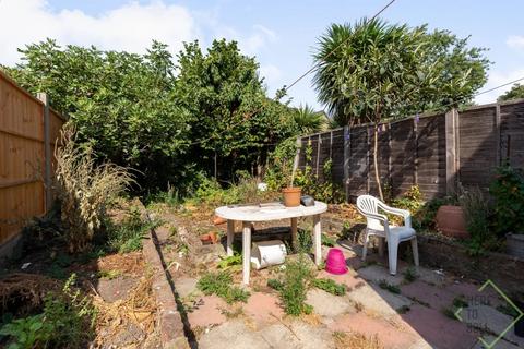 103 Glenwood Road, London, N15 3JS