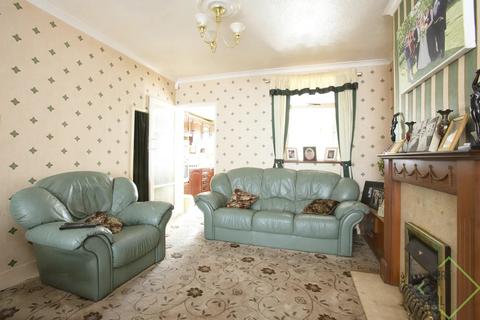 127 Raynham Avenue, London, N18 2BT