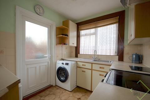 6 Willow Road, London, W5 4PD