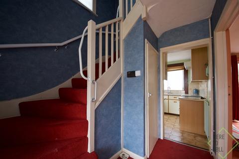 6 Willow Road, London, W5 4PD