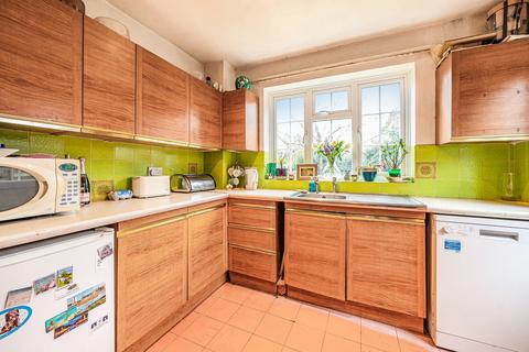 29 Chinthurst Park, Shalford, Guildford, GU4 8JH