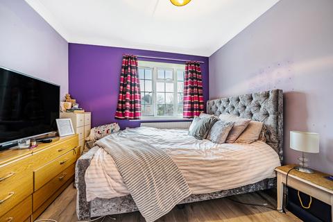 29 Chinthurst Park, Shalford, Guildford, GU4 8JH