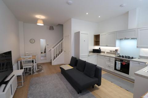 2 bedroom terraced house to rent, Bobbin Row, Leeds, West Yorkshire, LS12