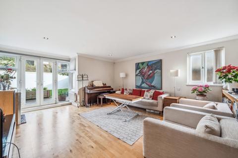 2 bedroom apartment for sale, Balham High Road, London, SW17