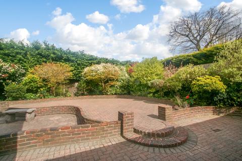 4 bedroom detached house for sale, Grassmount, Purley, CR8