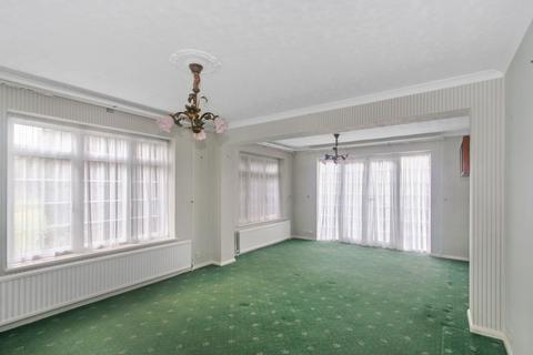 4 Grassmount, Purley, CR8 3PR