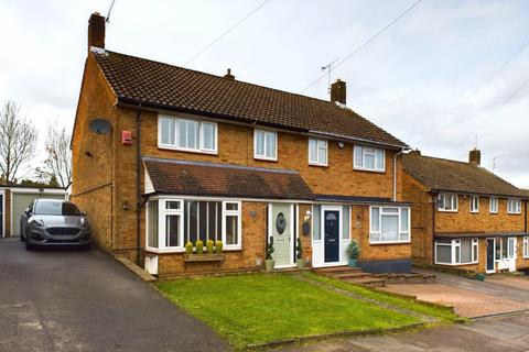 3 bedroom semi-detached house for sale, Peartree Road, Warners End