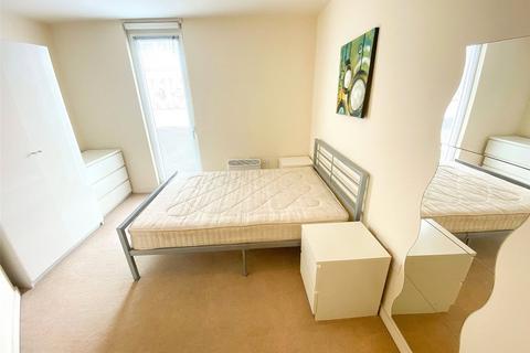 2 bedroom apartment to rent, Spectrum Block 1, Blackfriars Road, Manchester City Centre, M3