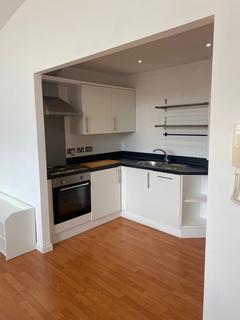 2 bedroom flat to rent, Gateshead, Newcastle Upon Tyne NE8