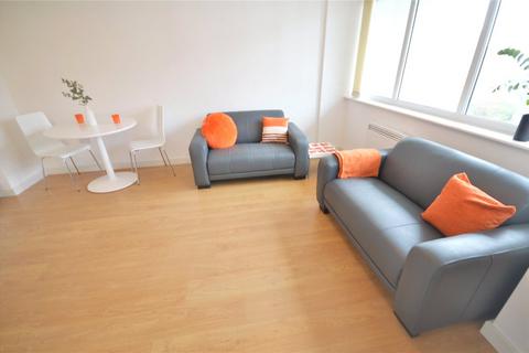 2 bedroom apartment for sale, Broadway, Manchester M50