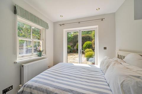 2 bedroom flat for sale, Ifield Road, Earls Court
