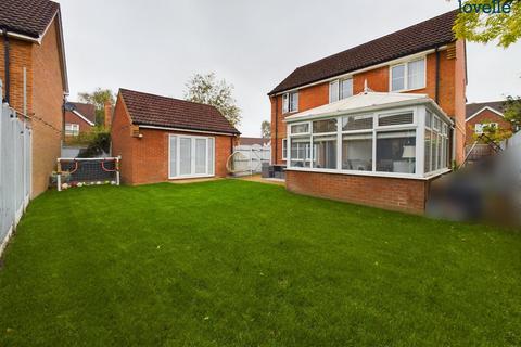 4 bedroom detached house for sale, Fern Drive, Market Rasen, LN8