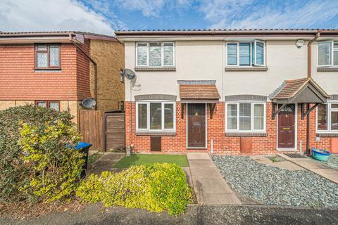2 bedroom end of terrace house for sale, Jersey Close, Chertsey, KT16