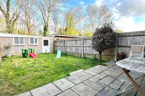 3 bedroom terraced house for sale, Chessington Hill Park, Chessington, Surrey. KT9 2BS