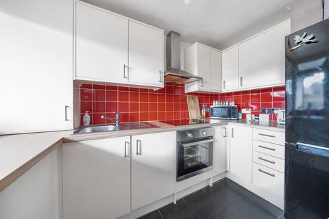 1 bedroom flat for sale, Stockwell Park Road, Stockwell, London, SW9