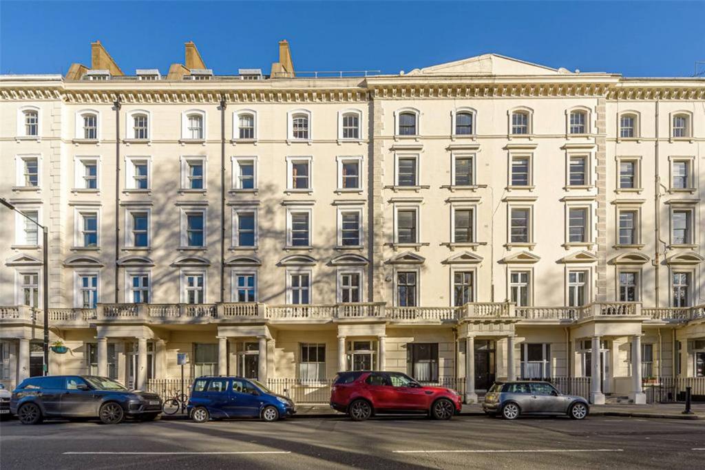 St Square, Pimlico, London, SW1V 4 bed flat for sale £1,795,000