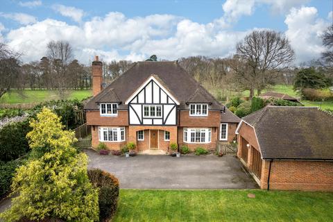 4 bedroom detached house for sale, Snowdenham Links Road, Bramley, Guildford, Surrey, GU5