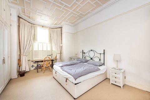 1 bedroom flat to rent, Lower Sloane Street, Chelsea, London, SW1W