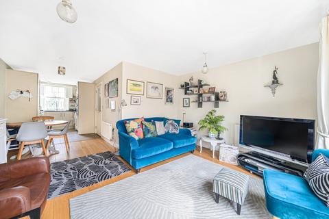 2 bedroom end of terrace house for sale, Goodmans Court, Alresford, Hampshire, SO24