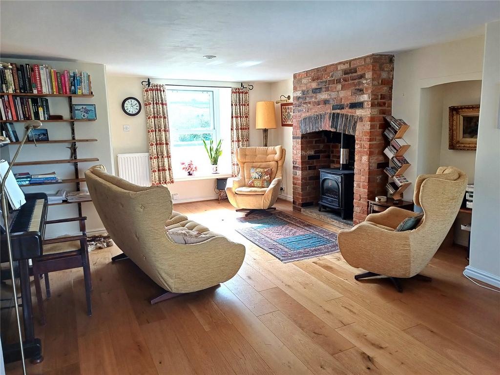 West Road, Symondsbury, Bridport, DT6 5 bed detached house for sale £