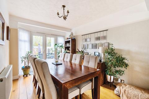 34 Lacey Avenue, Coulsdon, CR5 1LQ