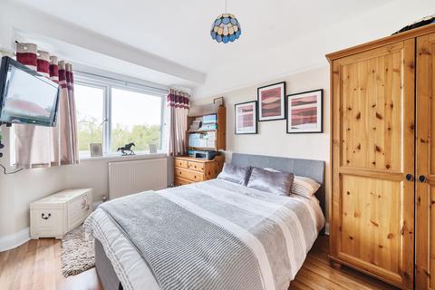 34 Lacey Avenue, Coulsdon, CR5 1LQ
