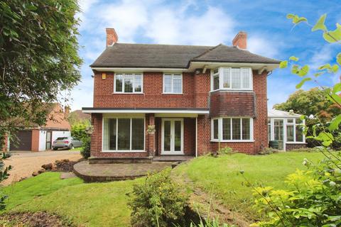 3 bedroom detached house for sale, Hallams Lane, Chilwell, Chilwell, NG9