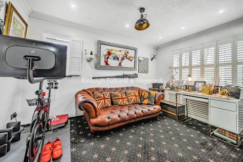 5 Old Manor Way, Chislehurst, BR7 5XS