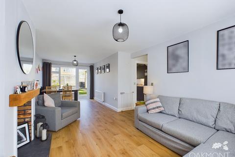 6 Gloucester Avenue, Hornchurch, RM11 3EB