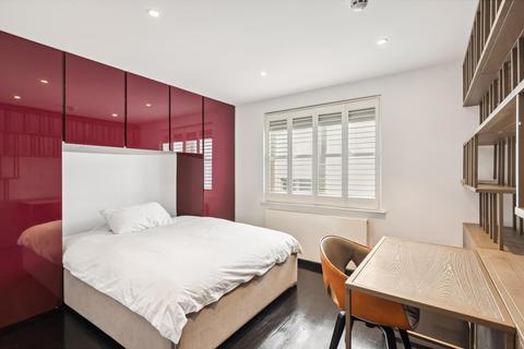 5 bedroom flat to rent, Queen's Gate, South Kensington, London, SW7