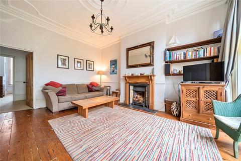 220a Stapleton Hall Road, London, N4 4QR
