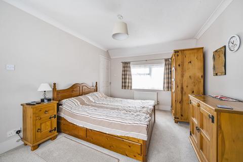 25 Basing Road, Rickmansworth, WD3 8QH