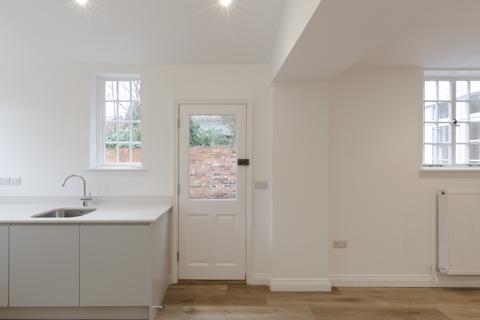 5 bedroom townhouse for sale, Adelaide Square, Bedford MK40