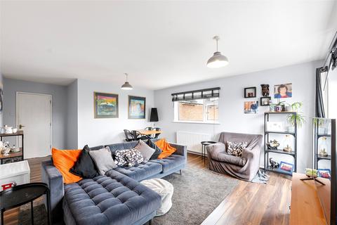 2 bedroom flat for sale, Croydon Road, Westerham, Kent, TN16